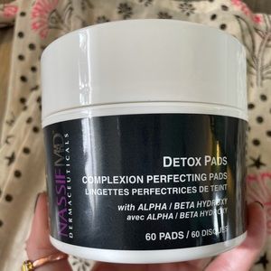 Nassif MD Dermaceuticals Detox Pads